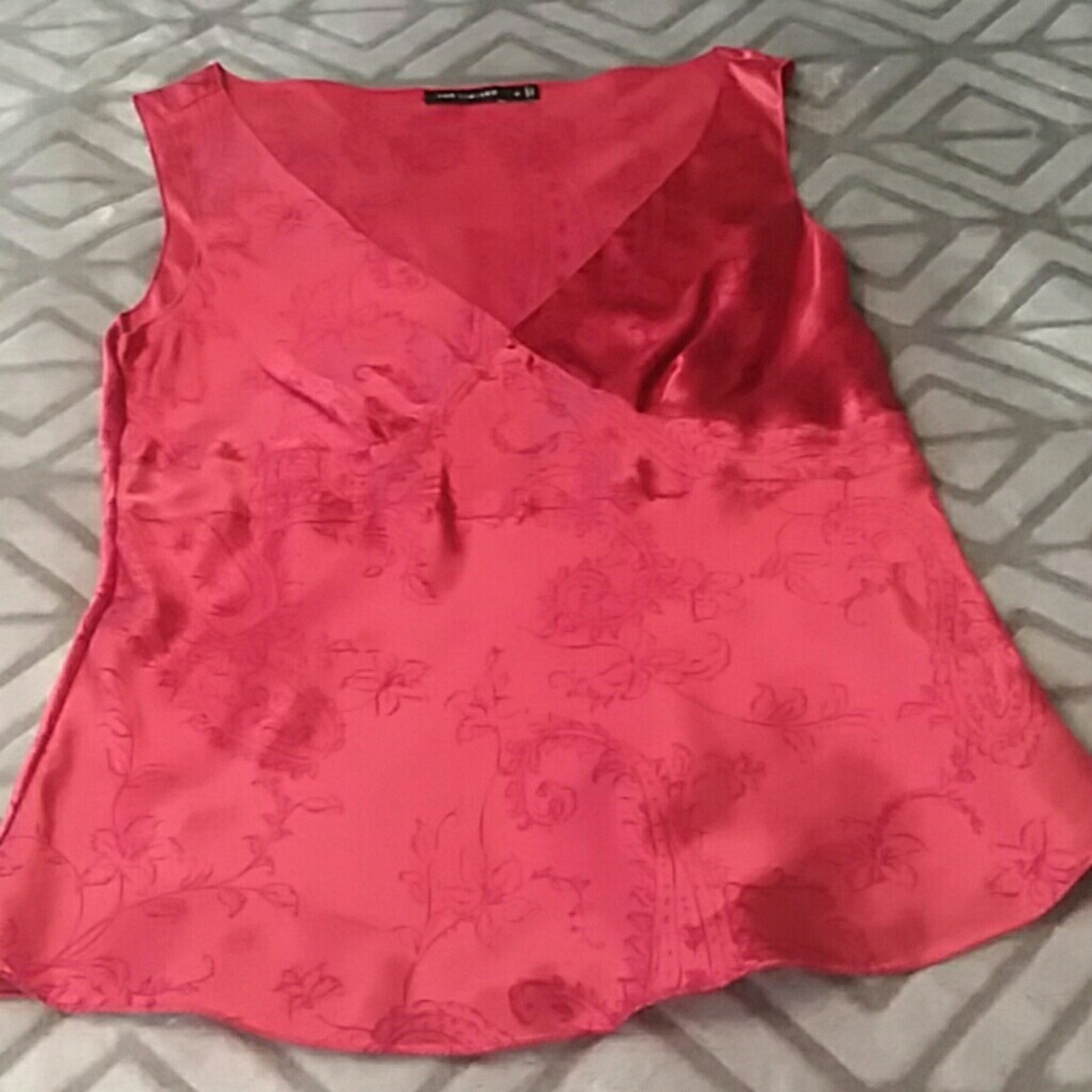 Dressy sleeveless top.